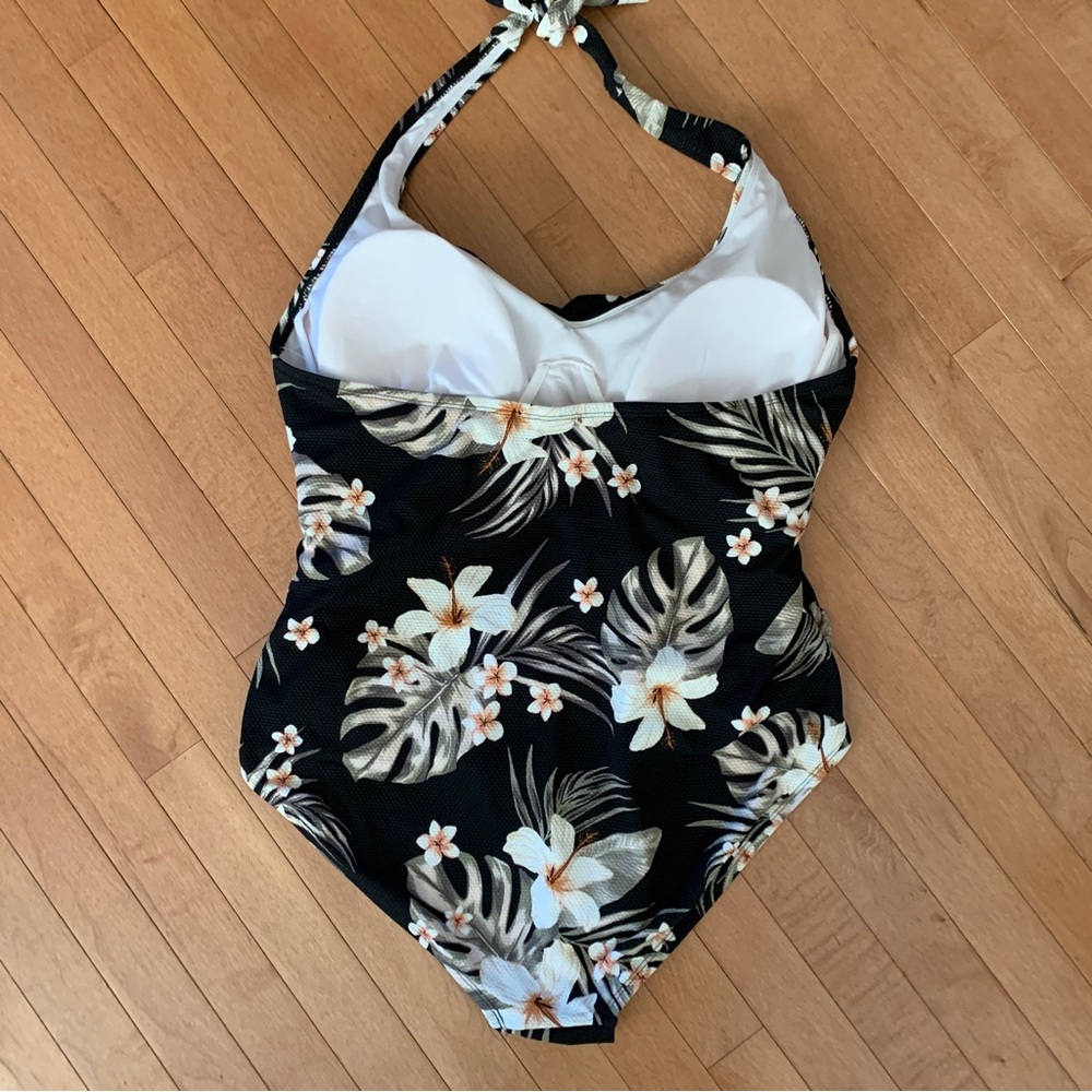 NEW! ISLAND WAVES Size 3X Underwire One Piece Floral Swimsuit - Picture 4 of 7